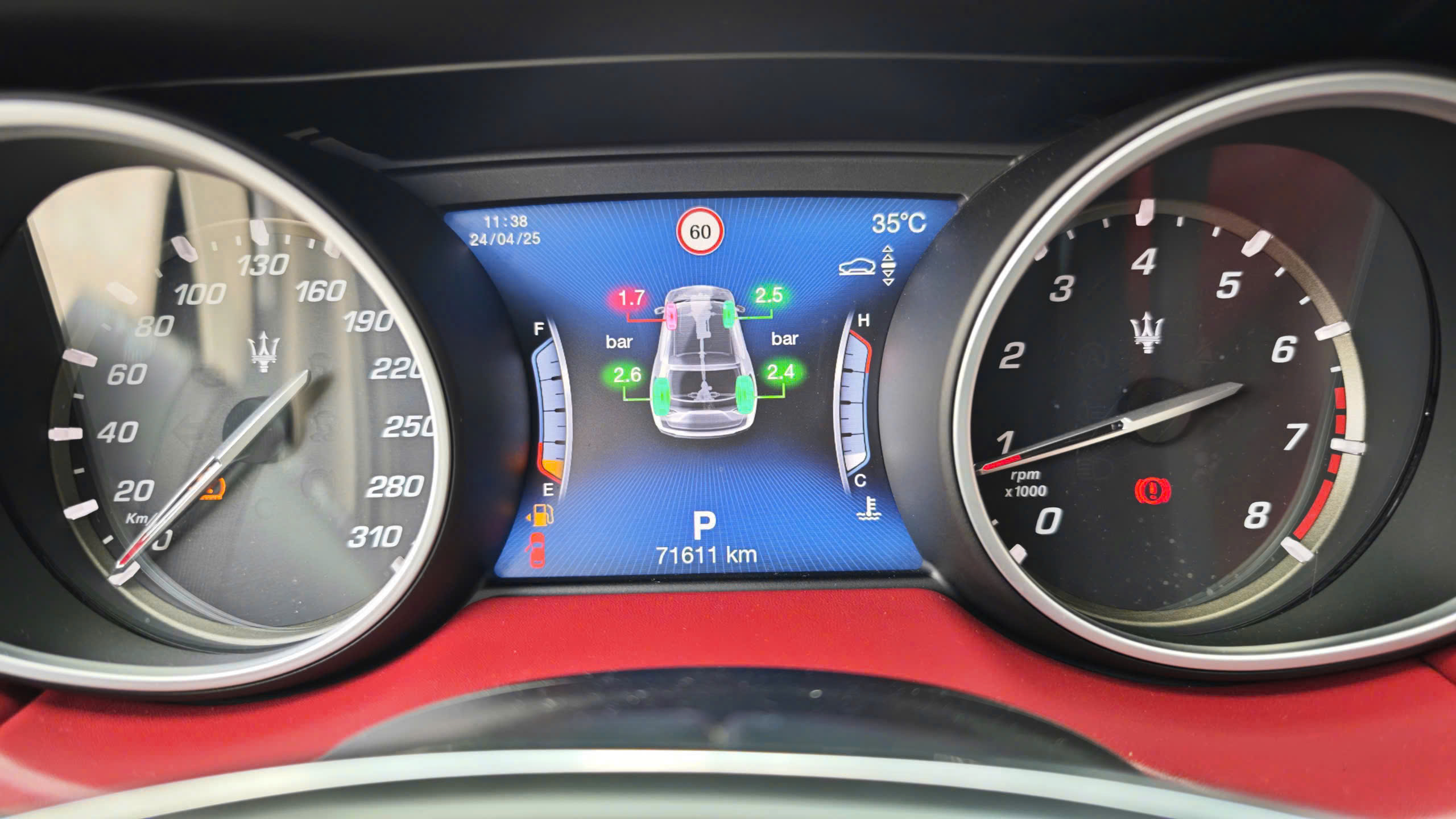 z7012431536923_3211276a6cf567a74a3bc2f2ebdd2000