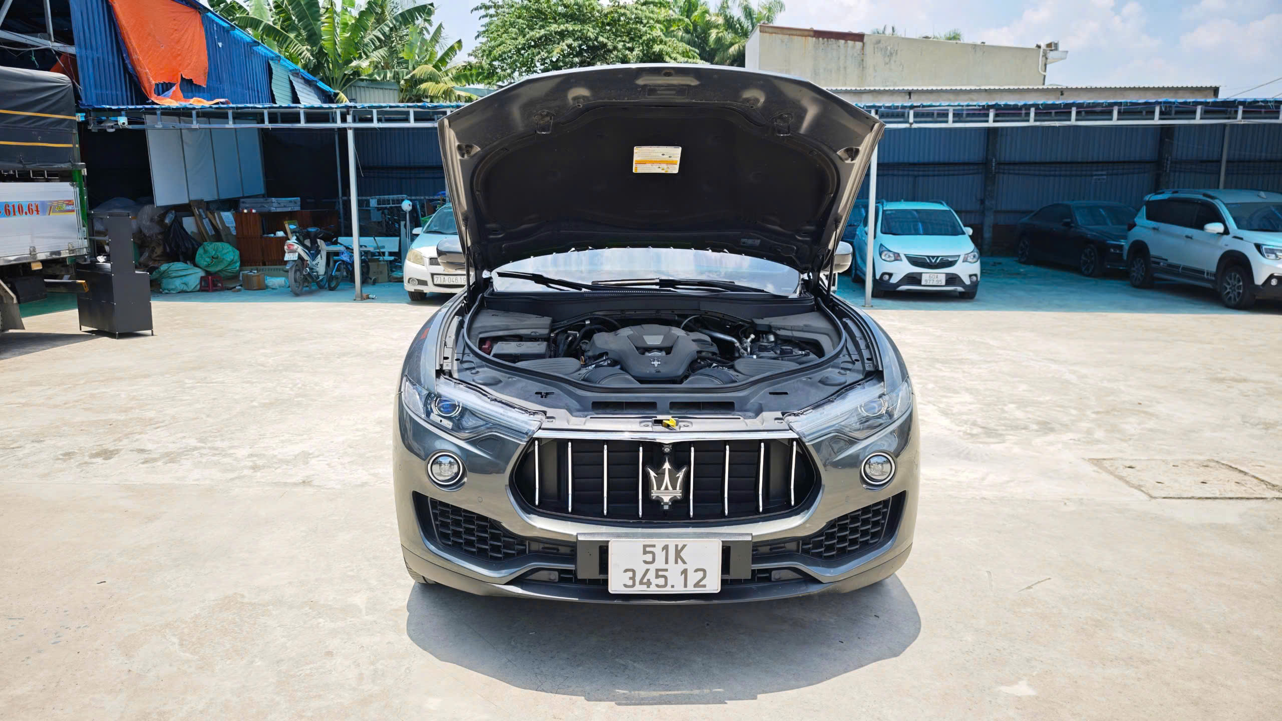 z7143906846680_89fbd16122e7e19264842d9f009a5d16