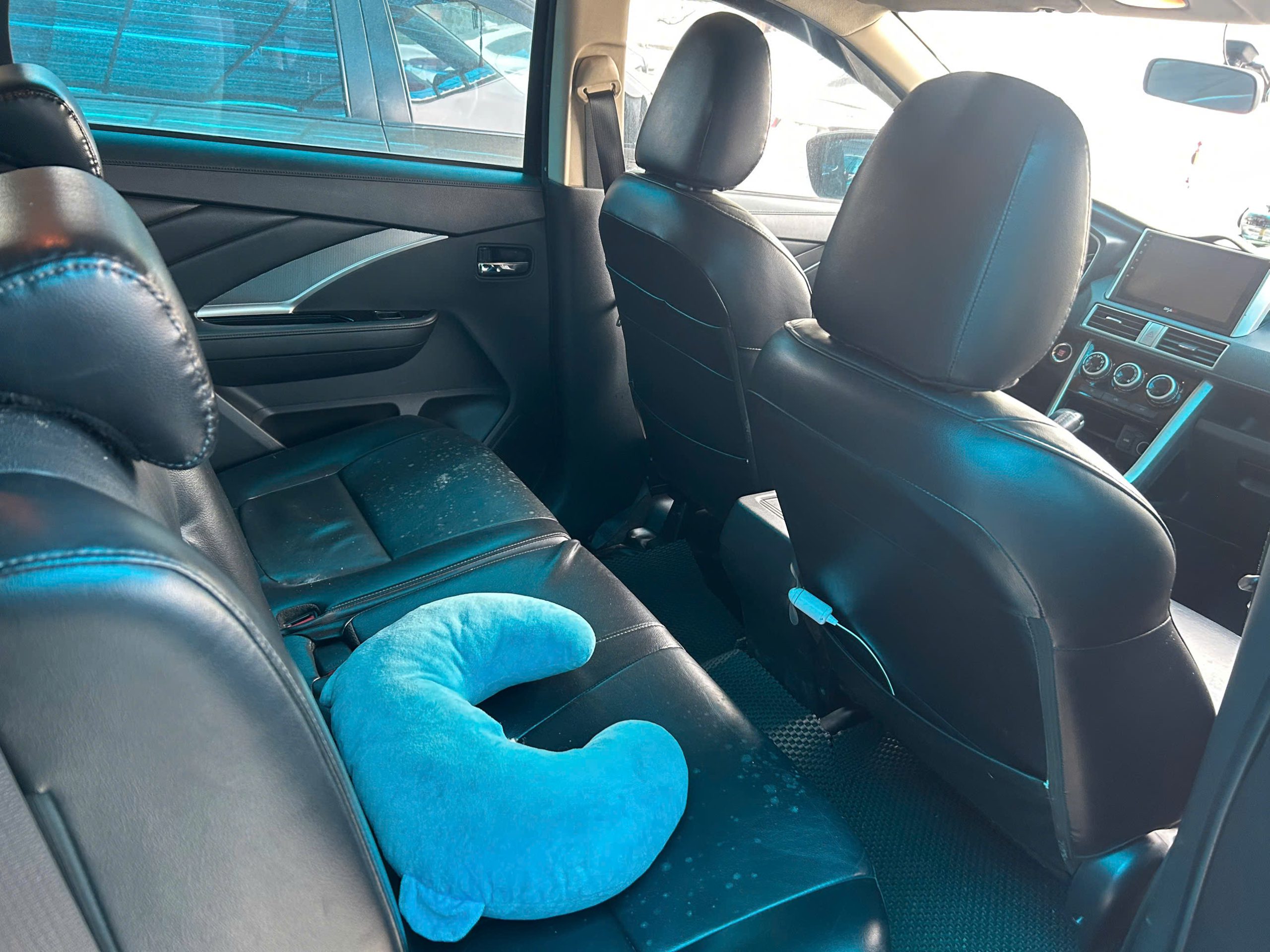 z7143949240073_16069c71c6e7bcc0525c06fd79c86382