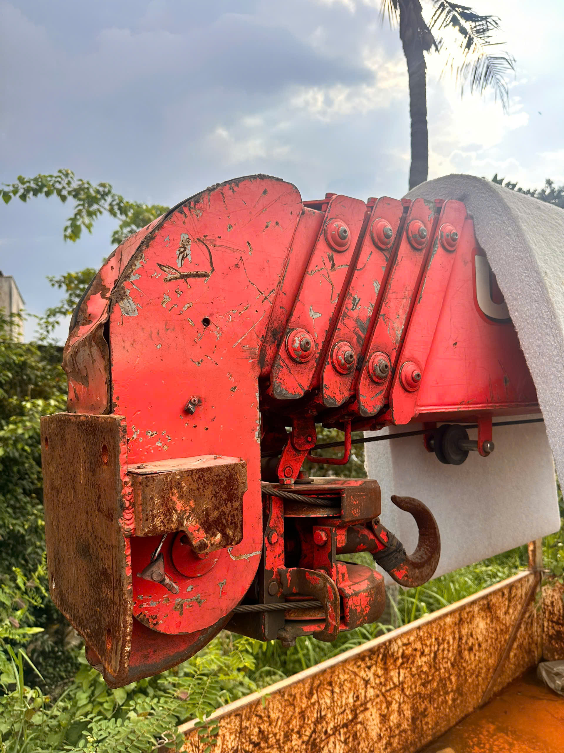 z7304035897709_0a38f2e05d31631579eebf6a66a3513c